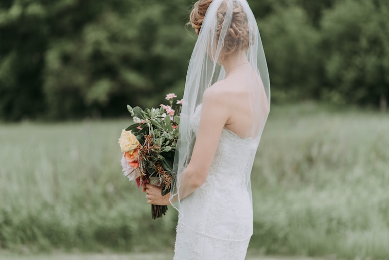 Essential Tips for Minimalist Brides: Embrace Simplicity in Style