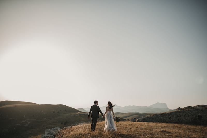 The Blend of Tradition and Modernity in Custom Wedding Dresses